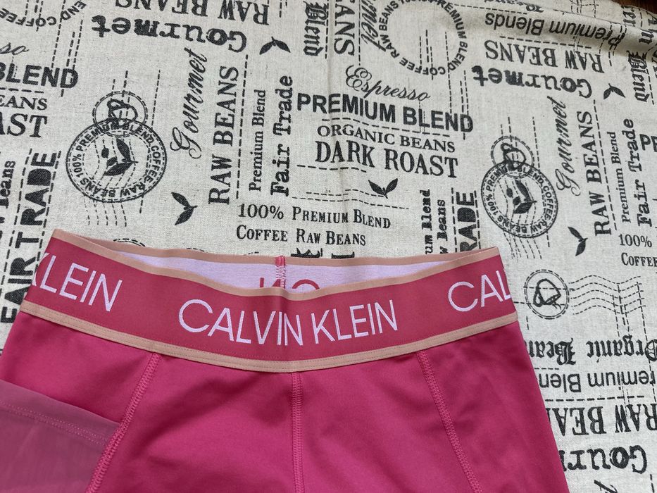 Calvin Klein original клин.S