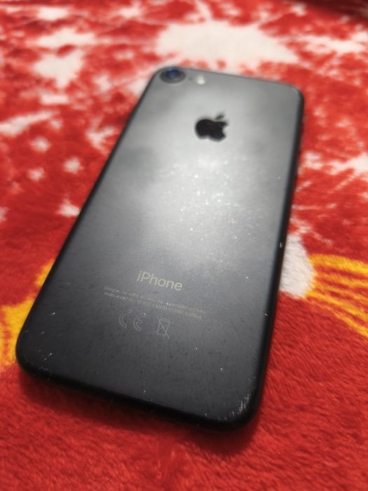 iPhone 7  32 GB  82  la suta bateria