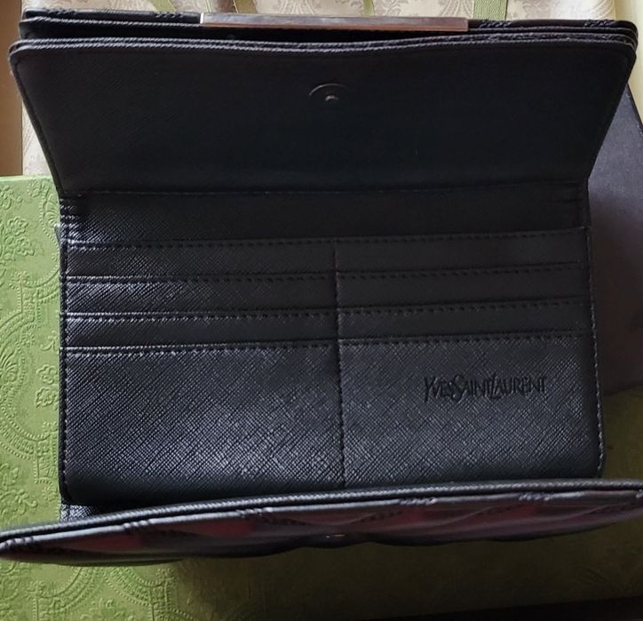 Yves Saint Laurent ,YSL ново дамско портмоне