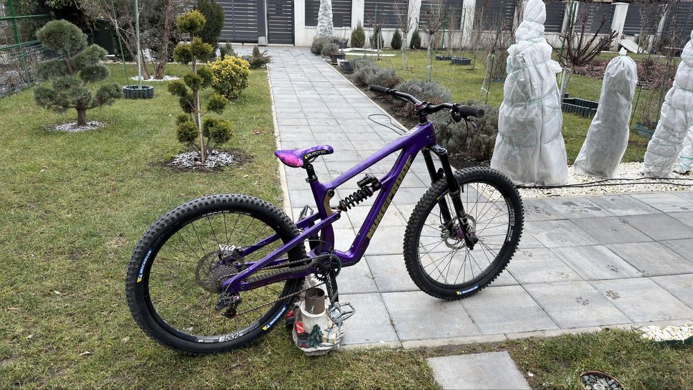 Nukeproof mega 297 carbon fast edition