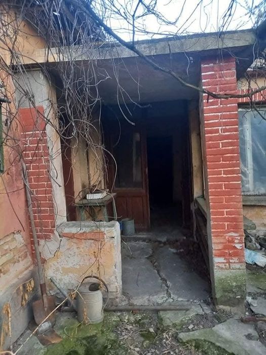 Продавам къща гр.Лом
