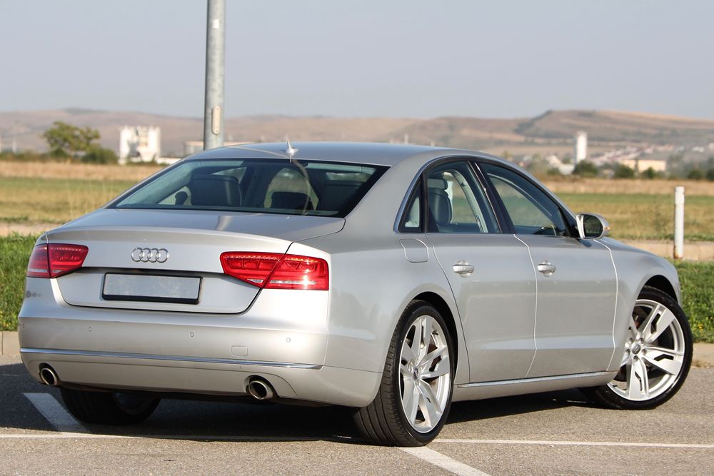 AUDI A8 2010 — imagine 3