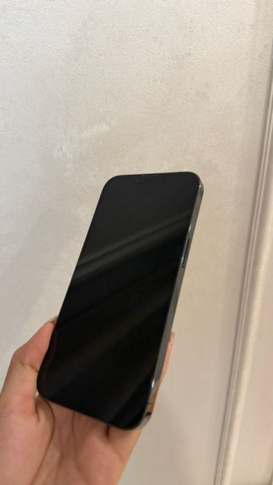 Продаю IPhone 13 Pro
