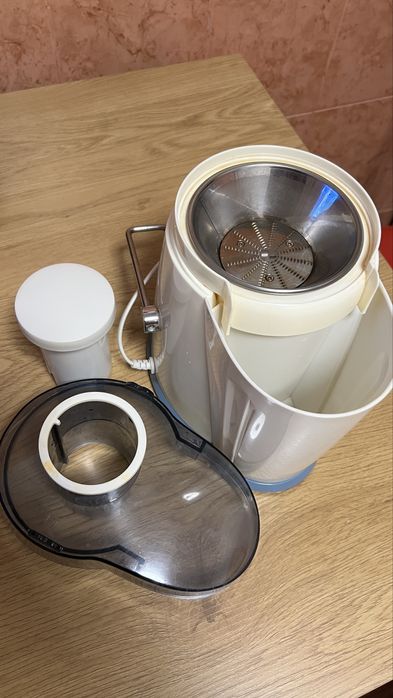 Vand storcator fructe Heinner