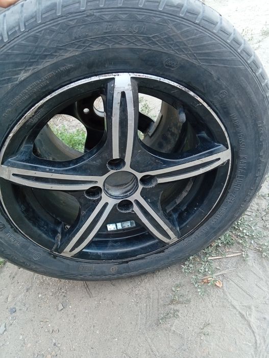Продам комплект колес