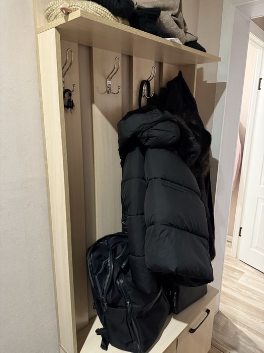 Продам прихожку срочно