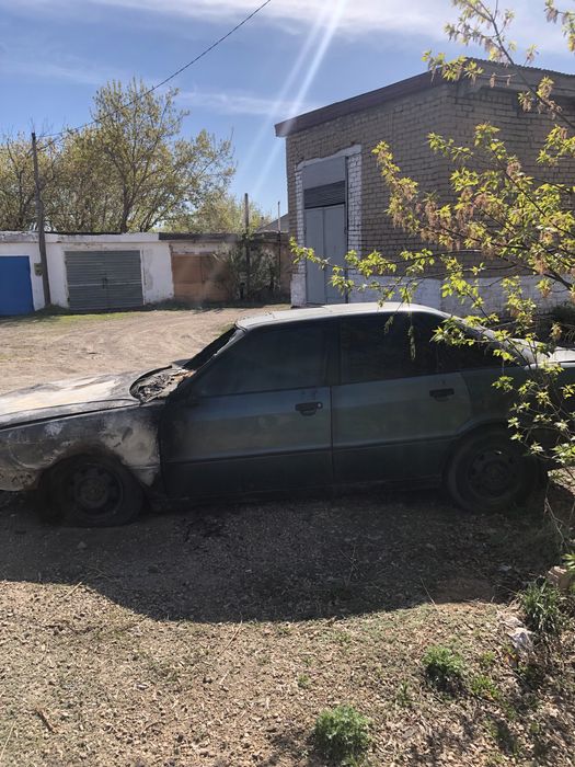 ауди 80 на запчасти