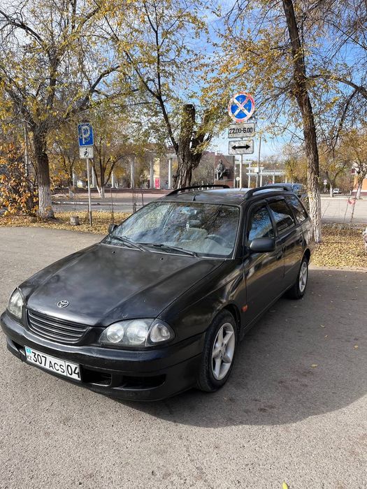 Продам Тойота Авенсис