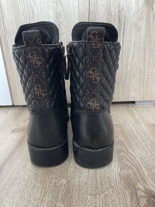 Дамски боти Guess