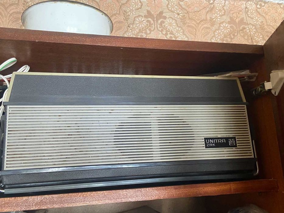 Магнетофон руски