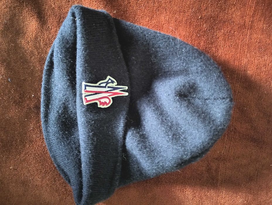 "Moncler" оригинална вълнена шапка