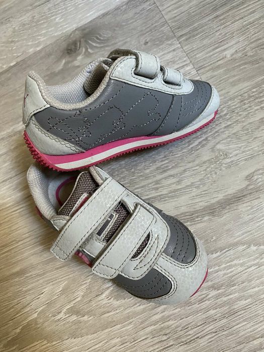 Светещи маратонки Puma 22