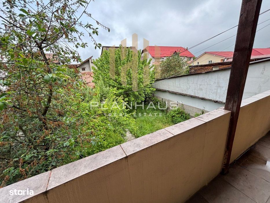 Închiriere - apartament cu 3 camere - Zona Piata Izvoare