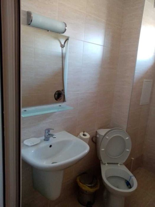 Дава се под наем Двустаен апартамент в Бургас, Сарафово - 75 кв.м за 127.5 € - Снимка #5