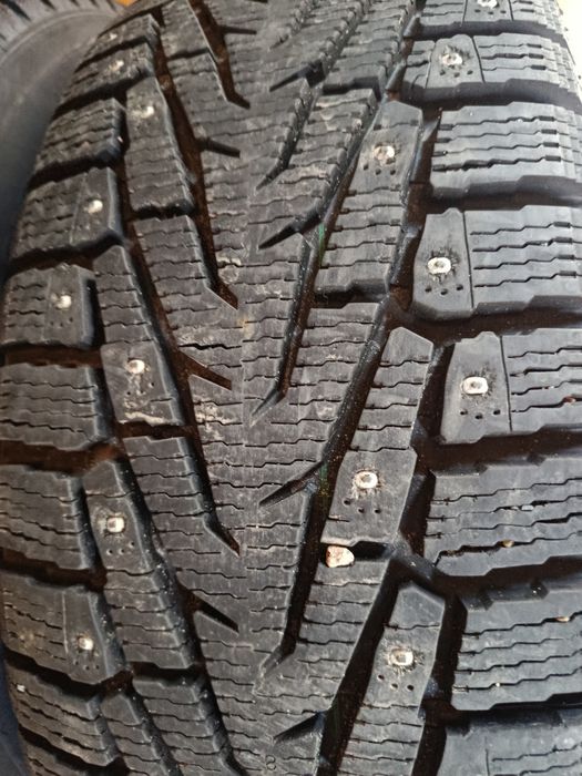 Nokian 7 265 70 R17
