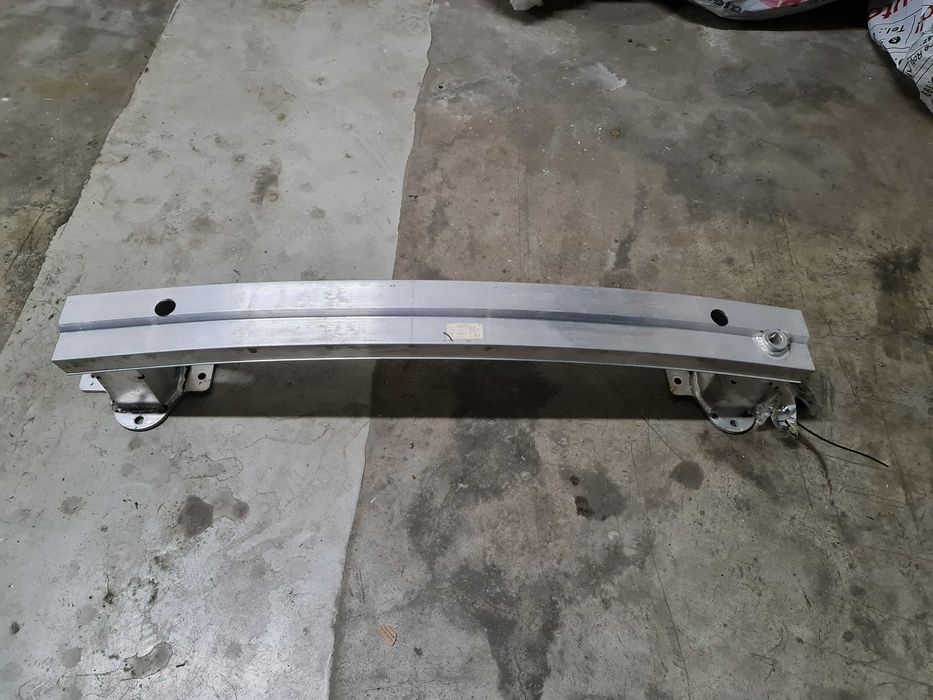 Armatura aluminiu bara spate|2017-2024 Jeep Compass|Mopar (68243701AA)