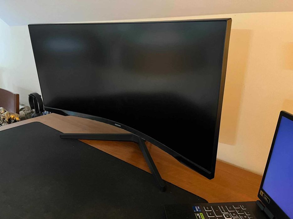 Samsung Odyssey G5 34″