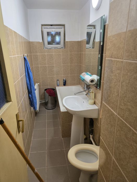 Apartament 3 camere de inchiriat