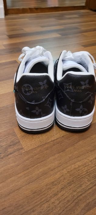 Adidasi Nike air x Louis Vuitton