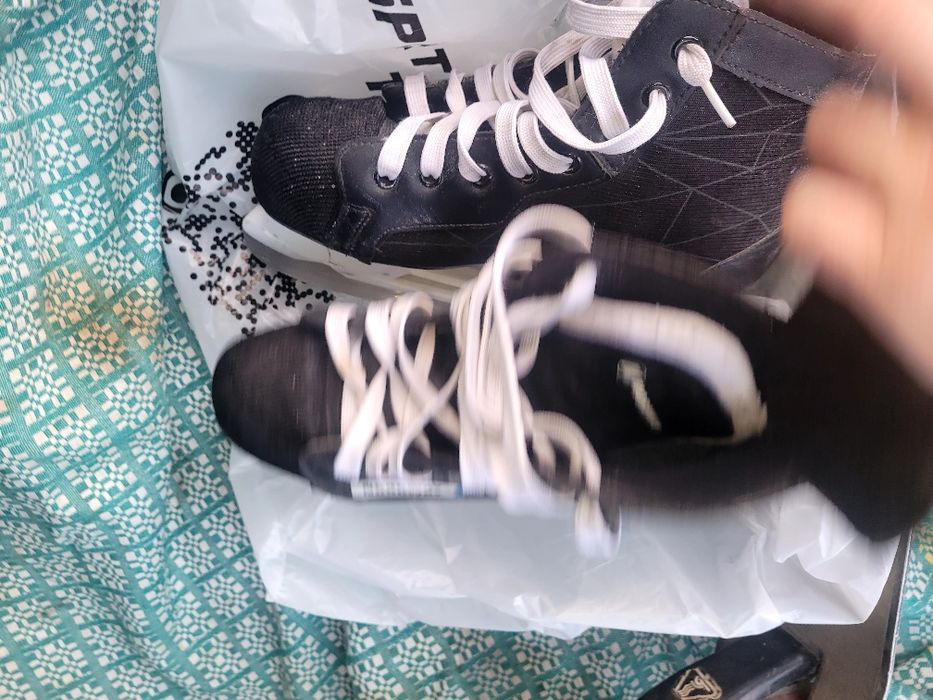 Коньки хокейные коньки