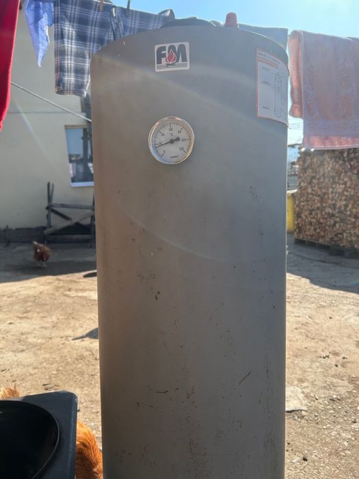 Vând ansamblu de boiler pe lemne capacitate  90 de litri cumpărat acum doi ani de la Dedeman ,a fost folosit doi ani doar de câteva ori