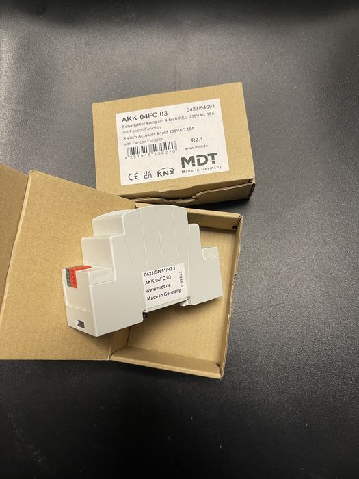 Actuator KNX MDT AKK-04FC.03 – Switch cu 4 canale , 16A, Fan Coil