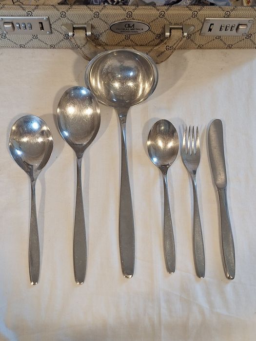 Луксозни немски прибори на WMF 39части