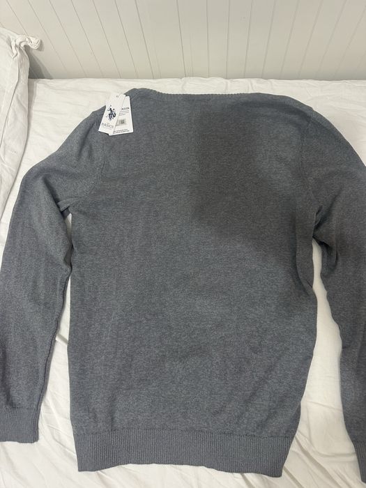 Мъжки сив пуловер U. S. POLO. ASSN.