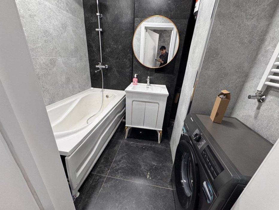 Gorgaz zirraatbank dom 6 etaj lifti bor hamma maishiy texnika bor kans