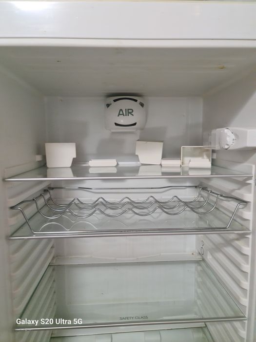 Хладилник ARISTON-HOTPOINT-300лв