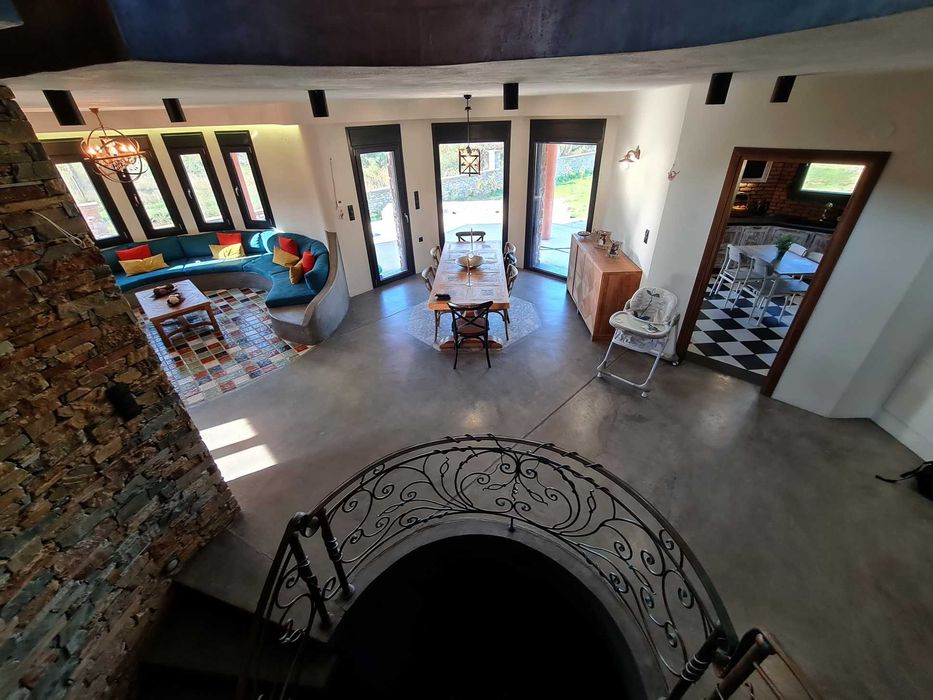 ПРОДАВА се самостоятелна къща 360 кв.м в Nea Peramos, Кавала код 4103