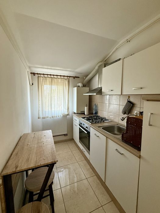 Apartament de inchiriat