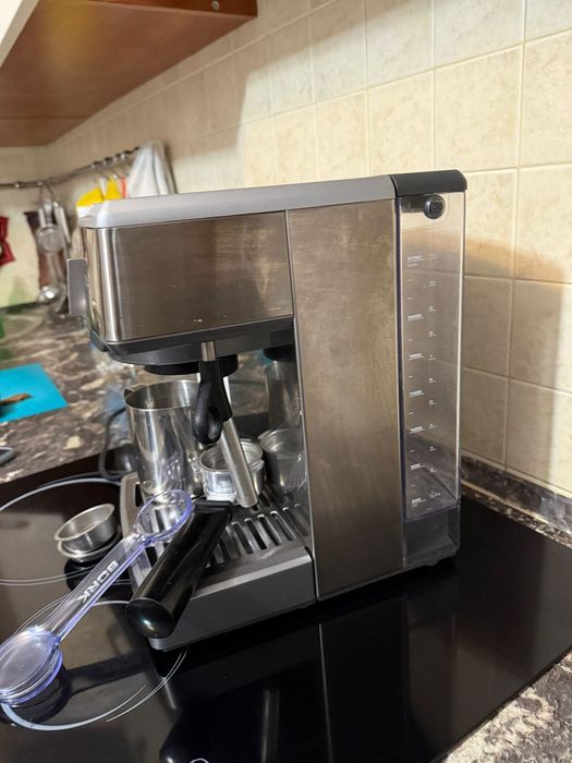 Кофеварка bork c700