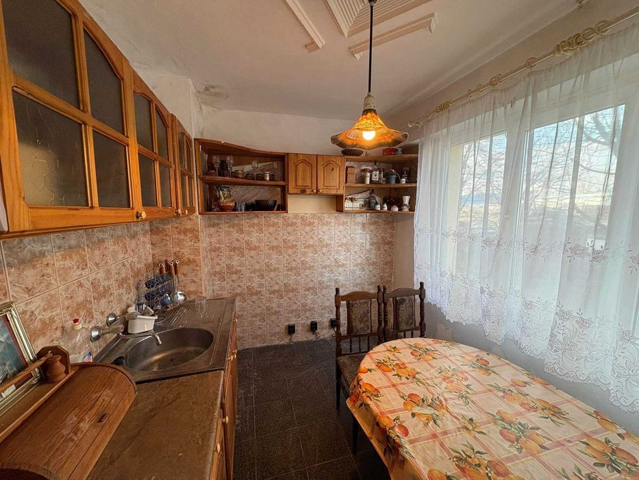 Продава се Тристаен апартамент в Видин, Строител - 74 кв.м за 811 €/кв.м - Снимка #5