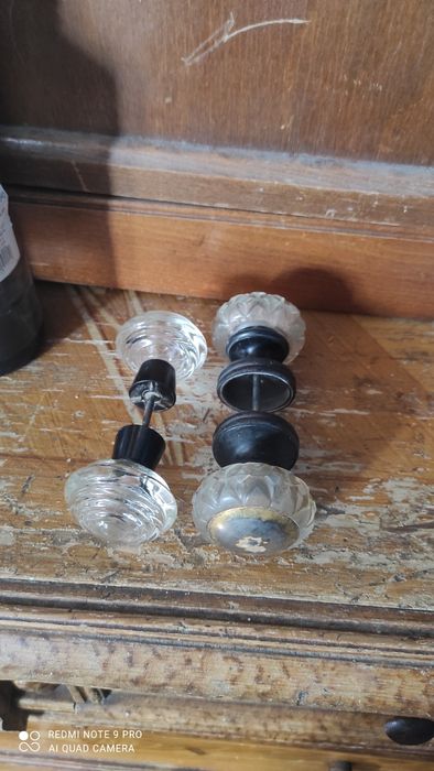 Ручки для мебели.