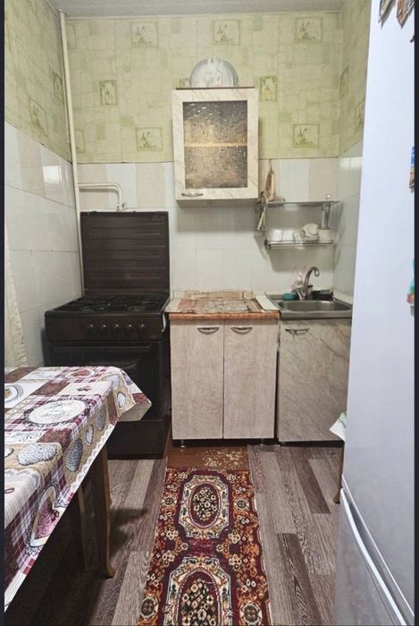 Срочно Продаётся 1в2 комнатная квартира Авиасозлар-2 Мадина ресторан