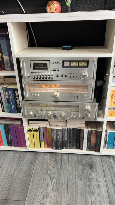 Vand linie tensai formata din amplituner tuner si deck