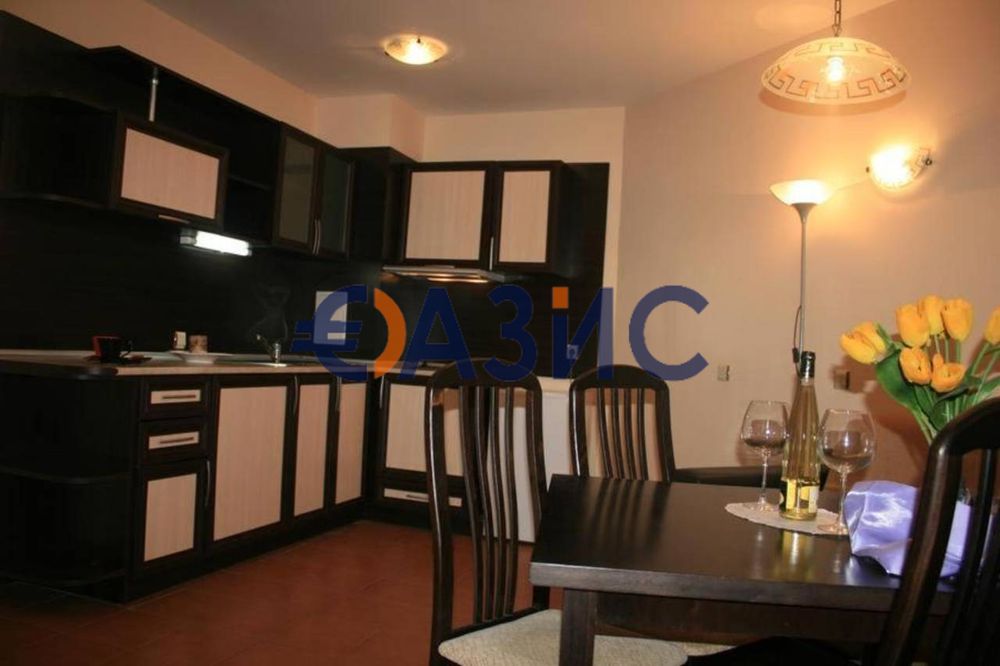 Продава се Двустаен апартамент в Царево - 99 кв.м за 953 €/кв.м - Снимка #1