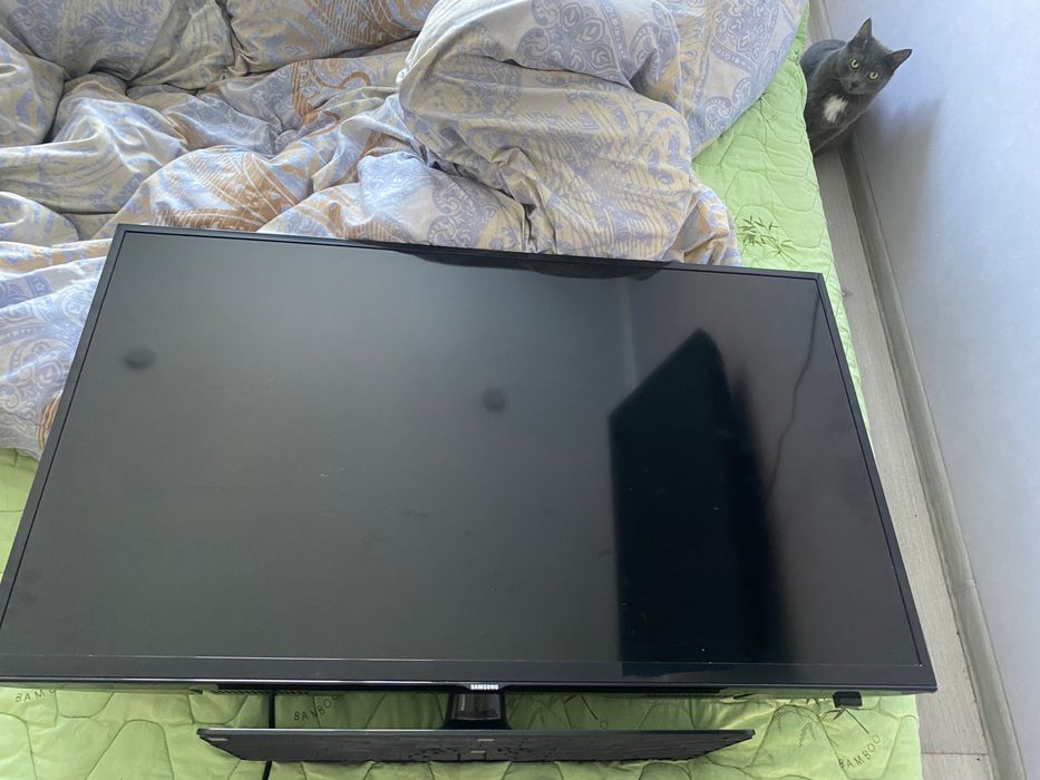 продам телевизор Lg