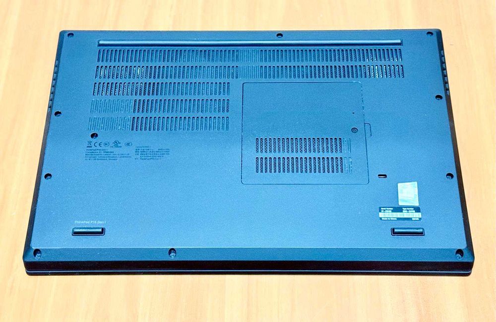 15.6"FHD IPS/Lenovo ThinkPad P15/i7-10850H/32GB/512GB SSD/RTX 3000-6GB