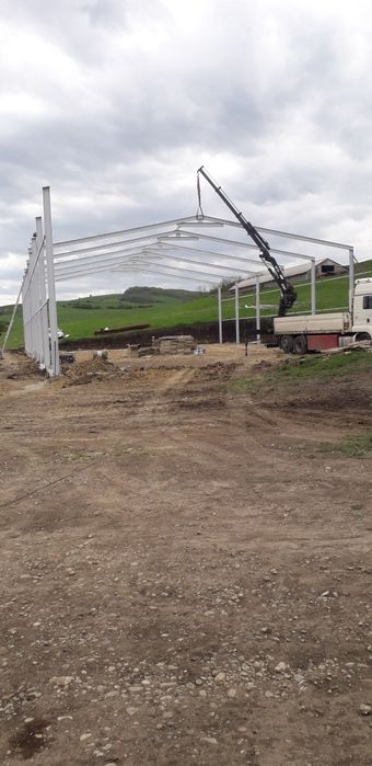 Structuri metalice pentru hala