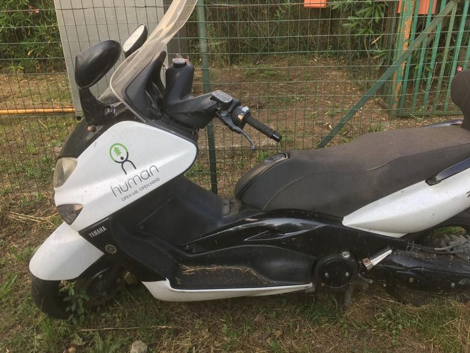 Scuter Yamaha t max