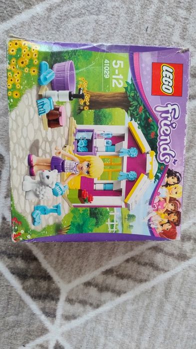 Лот от различни сетове конструктори на Lego Friends