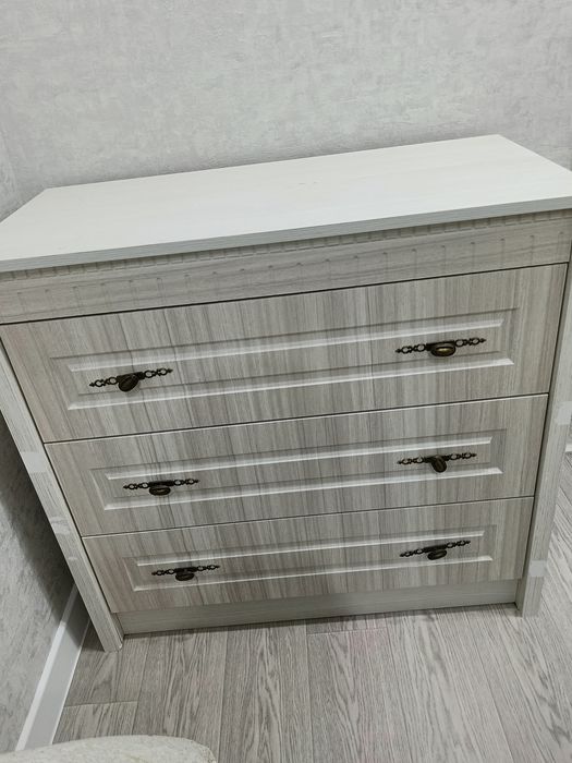 Комод в хорошем состояние