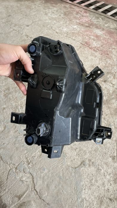 Туманка митсубиши  оригинал