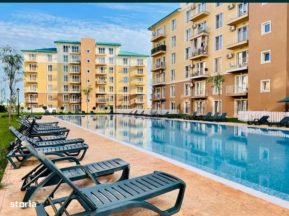 Apartament in Complexul Cosmopolis cu vedere catre piscina!
