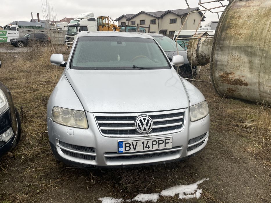 Toyota  highlander 3,5, automata, cum se vede in poza, si VW Touareg