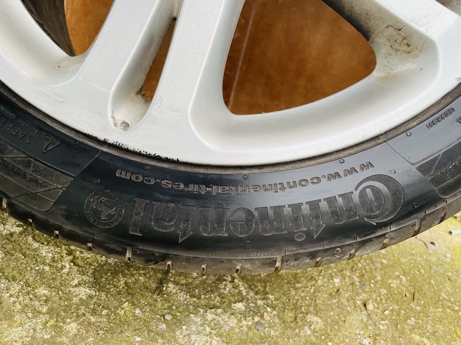 Genti mercedes cu cauciucuri