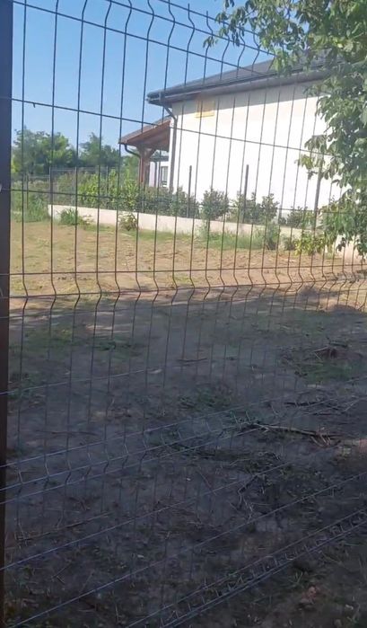 Vând teren casa i