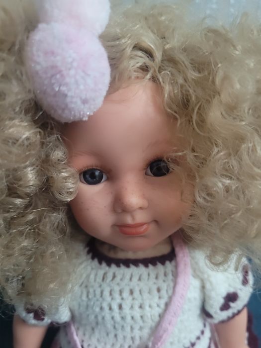 Продам куклу Лоренс